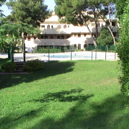 Appartement 3p En Rez-de-jardin Avec Piscine Et Parking, A 600m De La - Saint-raphael - Fr-1-226a-151 *
